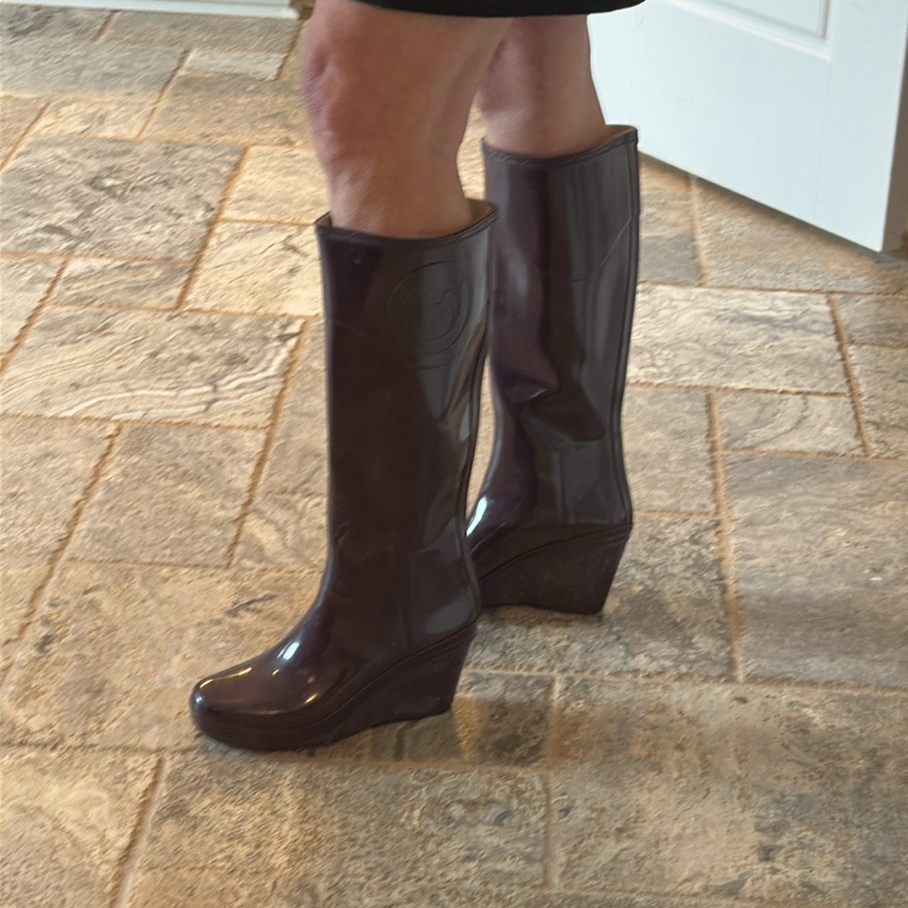 Hunter wedge heel rain boots size 6